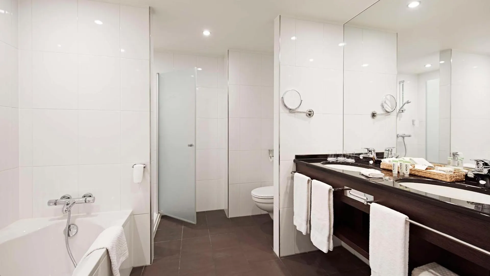 Lindner Hotel Antwerp, Part Of Jdv By Hyatt